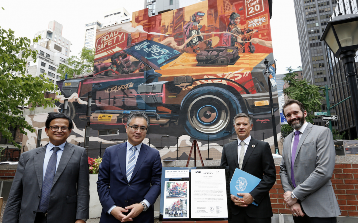UNITAR presents Road Safety Mural to the City of New York to raise awareness about high-risk behaviours