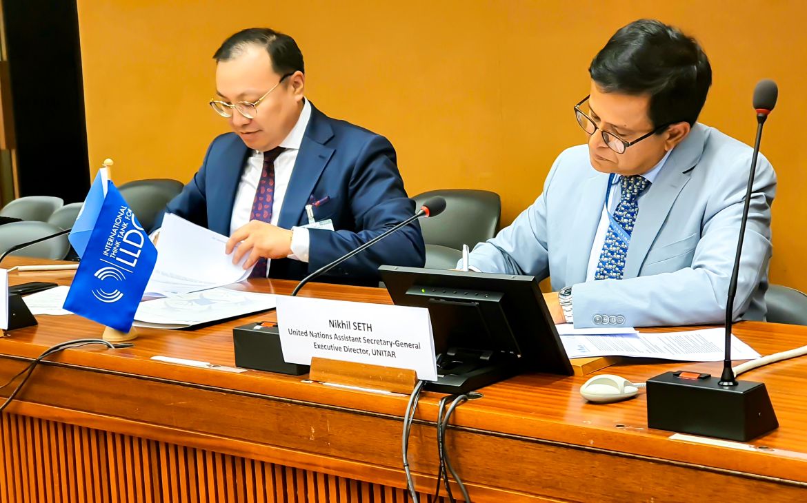 MOU signing in Palais des Nations at the United Nations Office at Geneva (UNOG) by Mr. Nikhil Seth, Executive Director of UNITAR (right) and Mr. Dulguun Damdin-Od, Executive Director of ITTLLDC.