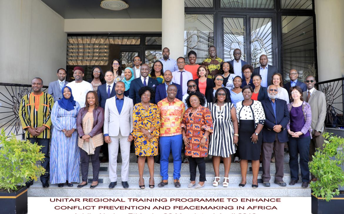 Participants, resource persons and UNITAR staff at the Regional Training Programme to Enhance Conflict Prevention and Peacemaking in Africa