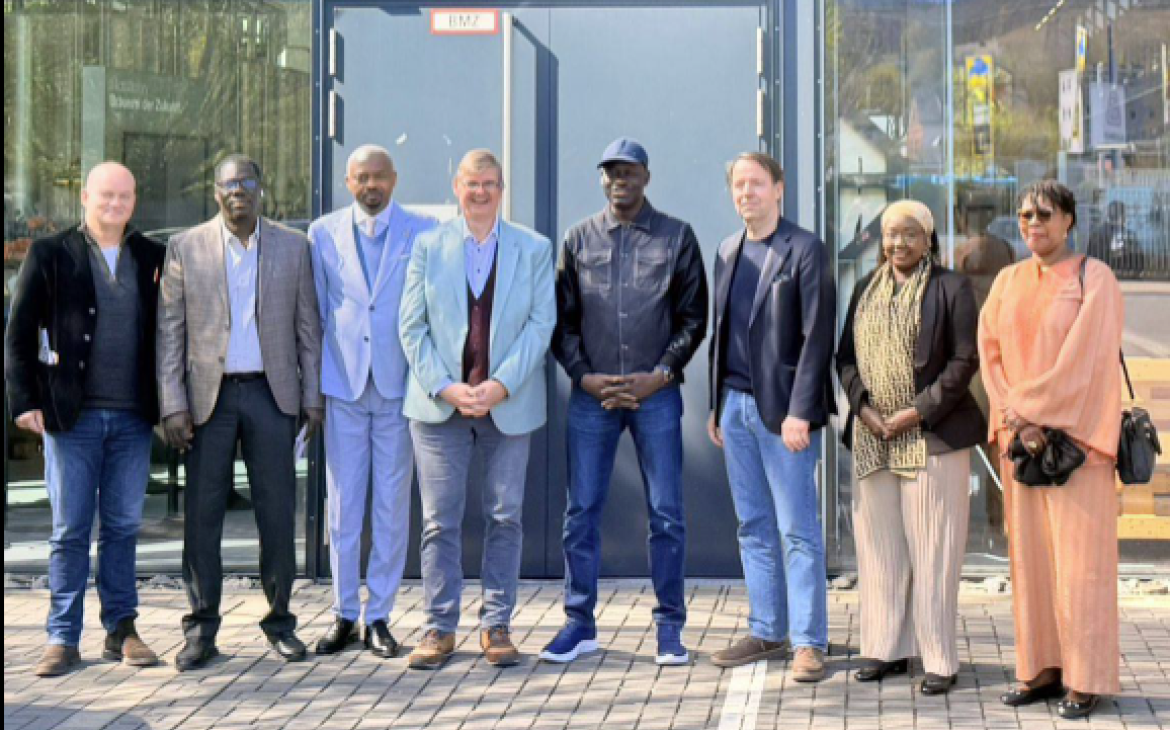 Group Photo of CIFAL Dakar Representatives and German Partners during a Collaborative Visit