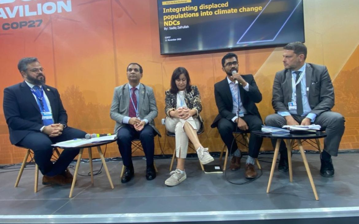 Panelists (from the left): Manuel Marques Pereira, Sanjay Kumar Bhowmik, Jessica Troni, Sadiq Zafrullah, Romeo Bertolini at the side event "Brown Bag Lunch Workshop: Integrating Displaced Populations into NDCs”"	