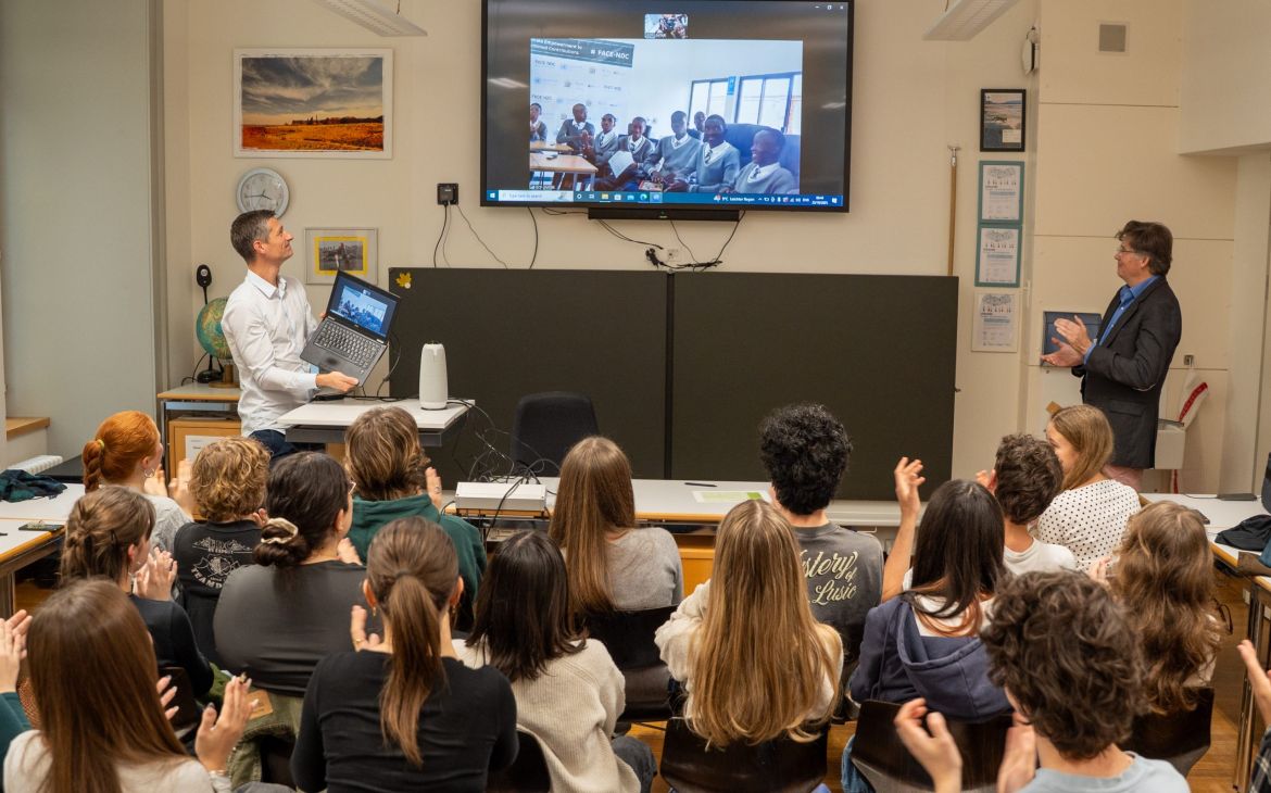 YCD between students from KSBG, Switzerland, and State Lodge B Secondary School, Zambia