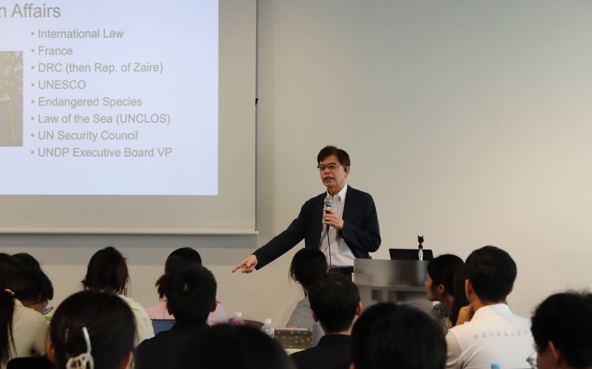 The UNITAR Youth Leadership Workshop held at United Nations University in Tokyo engaged students in interactive lectures, dialogues with experts, and collaborative activities, empowering young leaders to explore innovative solutions for advancing the SDGs