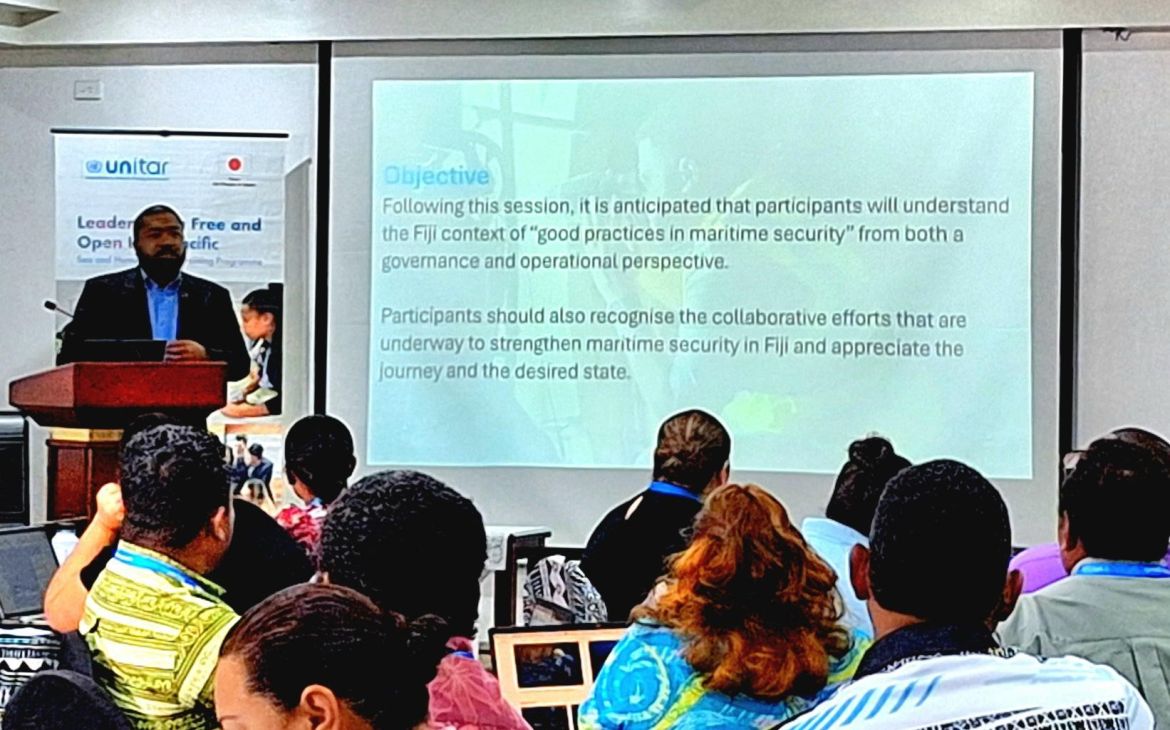Expert giving a lecture on good practice on maritime security