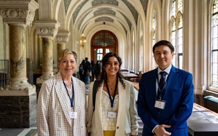 UNITAR Students visiting the Hague