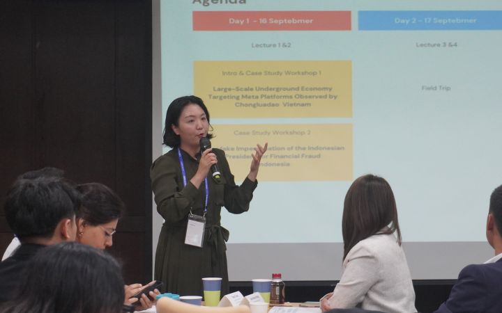 Expert presents on AI-driven financial crimes and related case studies during the workshop.