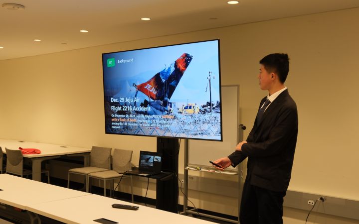 Photo of student presenting