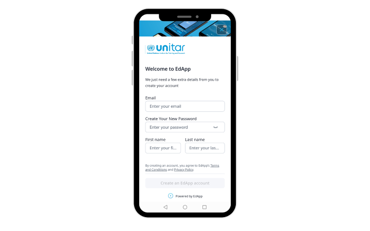 Fill out your data and click on “Create an EdApp Account”. 