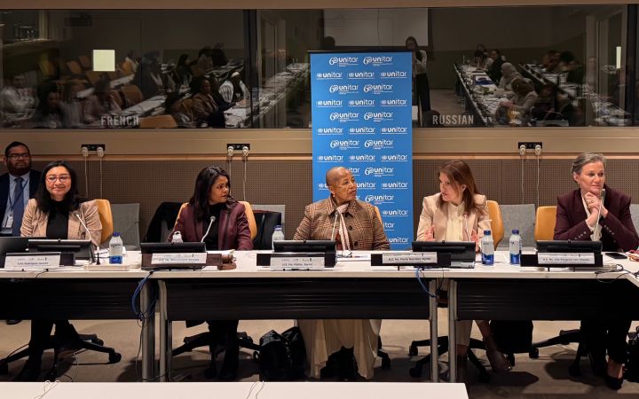 H.E. Lise Gregoire-van Haaren, H.E. Mathu Joyini, H.E. Paula Narváez Ojeda, H.E. Shiruzimath Sameer & Julia Rodríguez share thoughts during WiC fellowship session