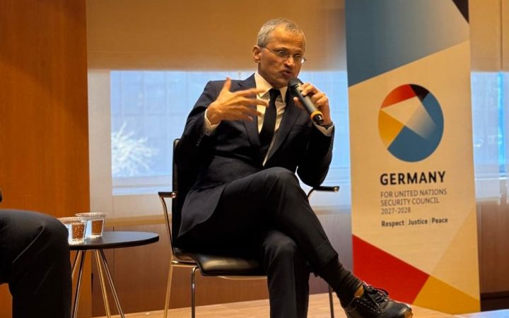 Ambassador Gafoor shares insights during the WiC Fellowship