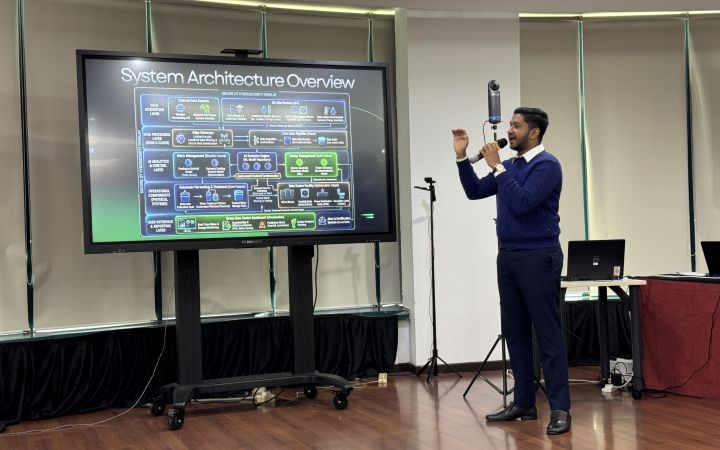 Harenthirah Gopala Krishnan gives a presentation.