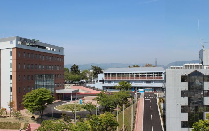 Higashi Nippon International University,