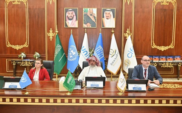 From left to right: Ms. Ebru Canan-Sokullu, Deputy Head of the CIFAL Global Network; Prof. Mosallam Aldosari, Vice-Rector for Development and Investment, Majmaah University; and Mr Mark Manns, Project Officer, UNESCO Section of Education for Sustainable Development.
