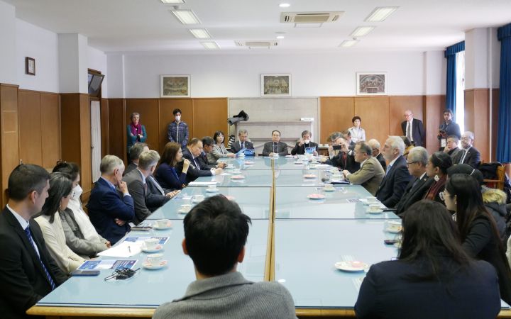 Participants from UNITAR Hiroshima Nuclear Disarmament and Non-Proliferation training programme joining “Imagining and Creating a World without Nuclear Weapons” public forum.