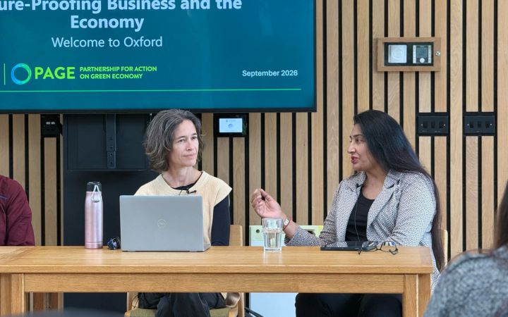 Future-Proofing Business and the Economy executive programme. Future-Proofing Business and the Economy executive programme.