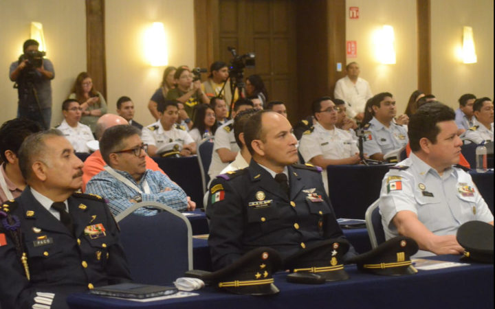 Participants engaged at the XV International Seminar on Hurricane Preparedness.