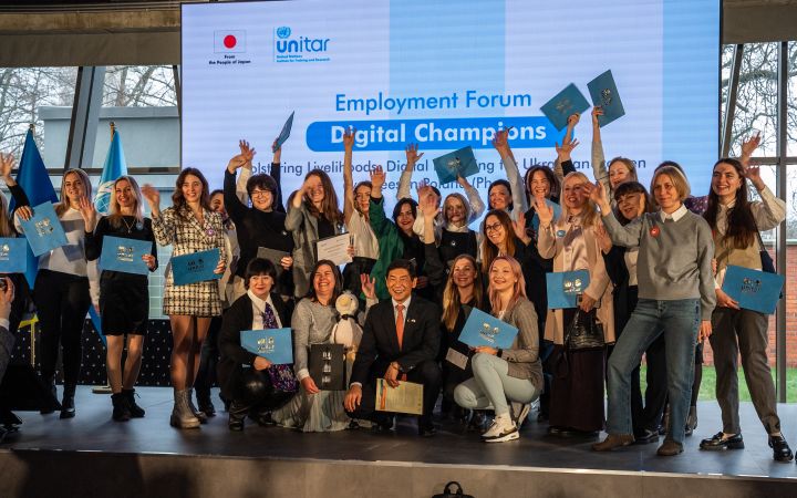 Bolstering Livelihoods for Ukrainian Refugees in Poland with Digital Fourth Industrial Revolution (4IR) Training