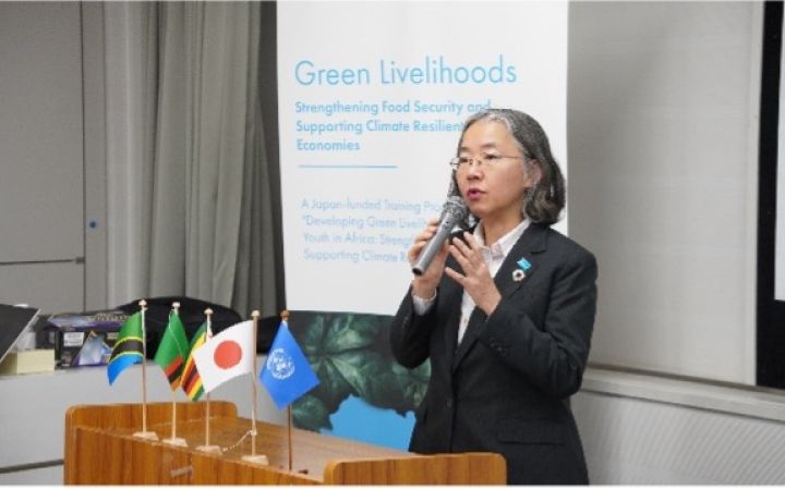 Ms. Chisa Mikami, Head of UNITAR Hiroshima Office, welcomes the participants in Hiroshima.