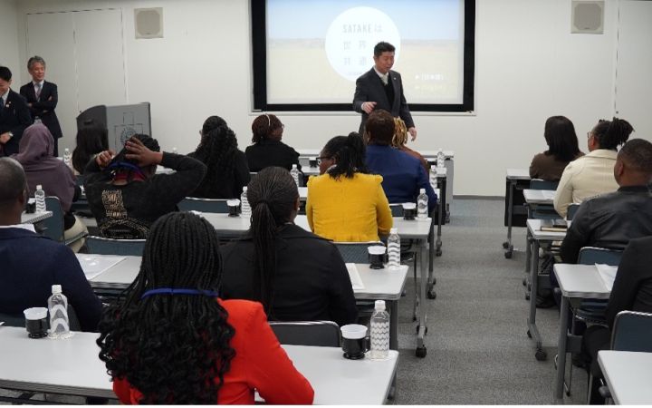 Participants visit the Satake Corporation in Hiroshima, focusing on technologies and equipment for the processing of agricultural products.
