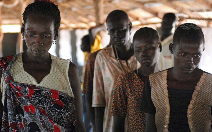 Sudanese women waiting to register.  The ongoing registration process for the scheduled 9 January 2011 Southern Sudan Referendum has been proceeding smoothly and without any major incidents.  The registration, which will last through 1 December, has been marked by high turnout throughout Southern Sudan and comparatively light turnout in Northern Sudan.  Voters are also being registered in eight foreign countries (Egypt, Ethiopia, Uganda, Kenya, United Kingdom, United States of America, Canada and Australia)