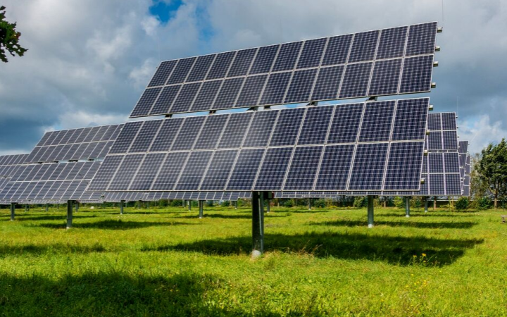 Advanced Learning Materials on Green Economy