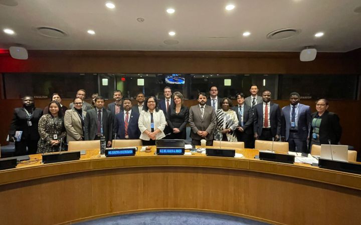 A group photo of the speakers and participants