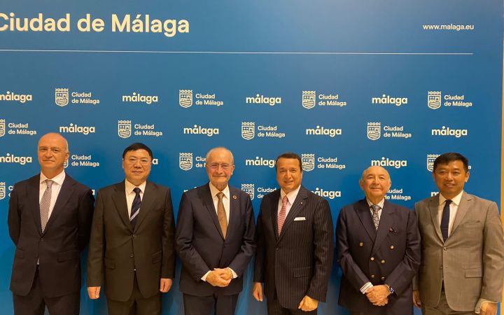 Officials from Shanghai, UNITAR, and Malaga celebrate the landmark partnership strengthening trade dispute resolution and sustainable development goals.