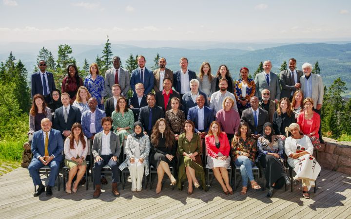 Fellows and resource persons from around the world at the UNITAR Peacemaking and Preventive Diplomacy Programme